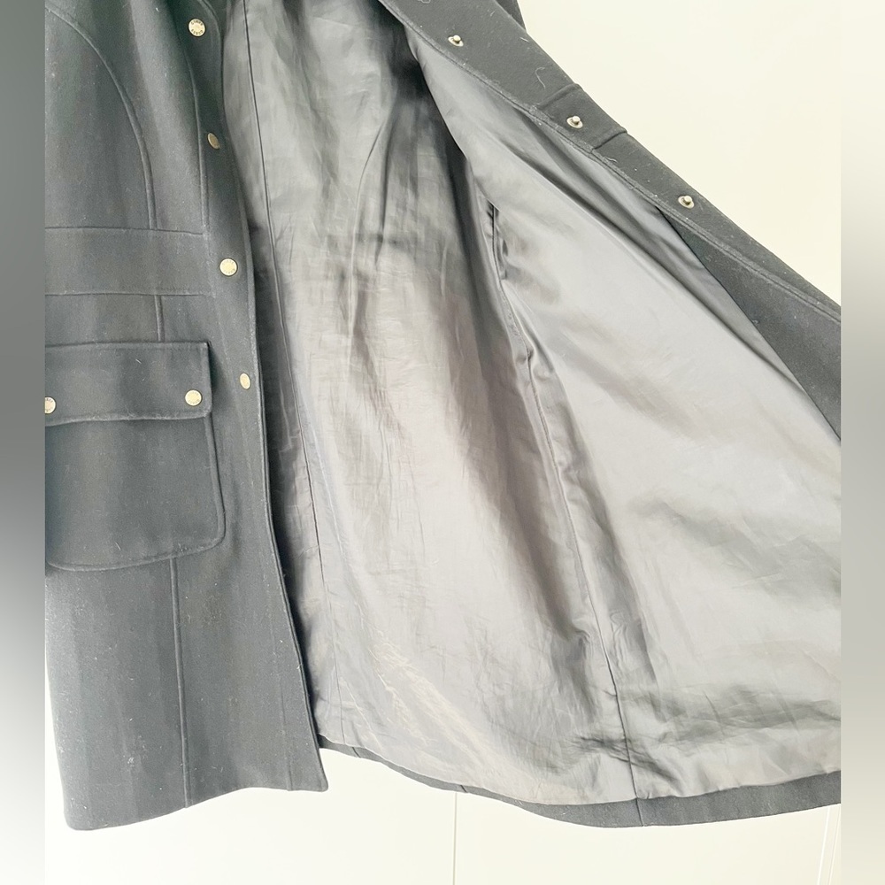 Guess Winter Coat - Picture 10 of 10